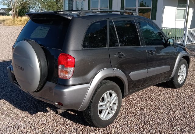 2003 RAV4 (37).jpg